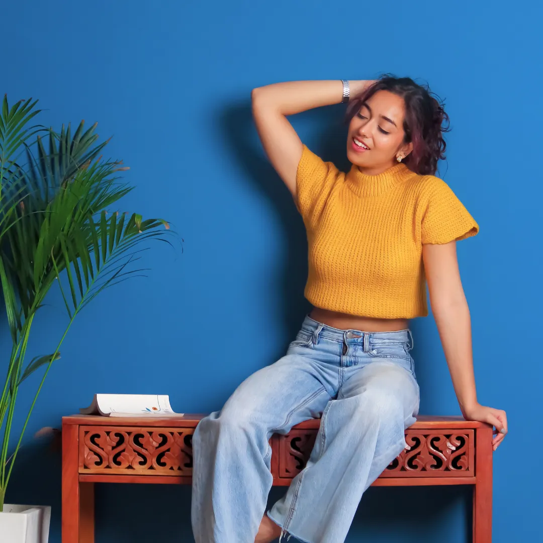 Akira Woolen Top – Bright, Light, and Elegant Handknitted Wool
