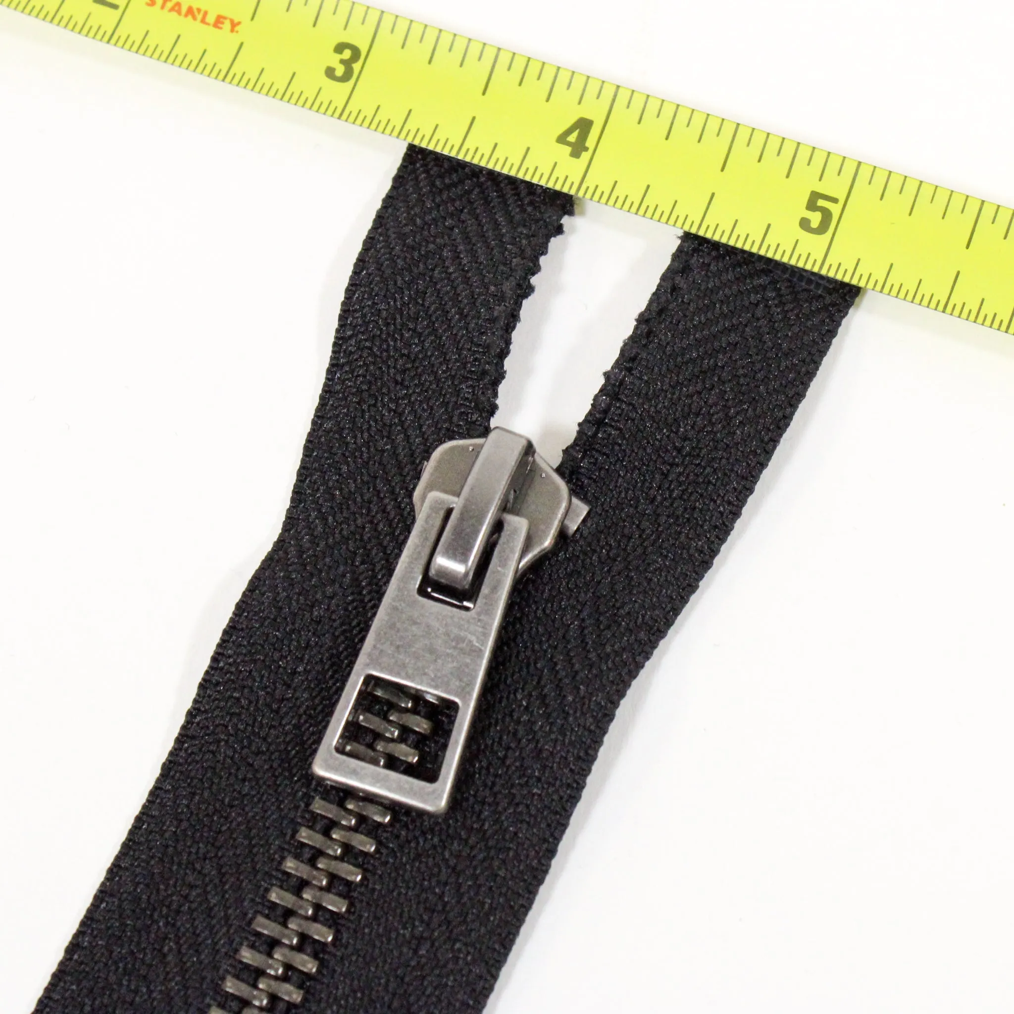 BLACK 6" METAL ZIPPER