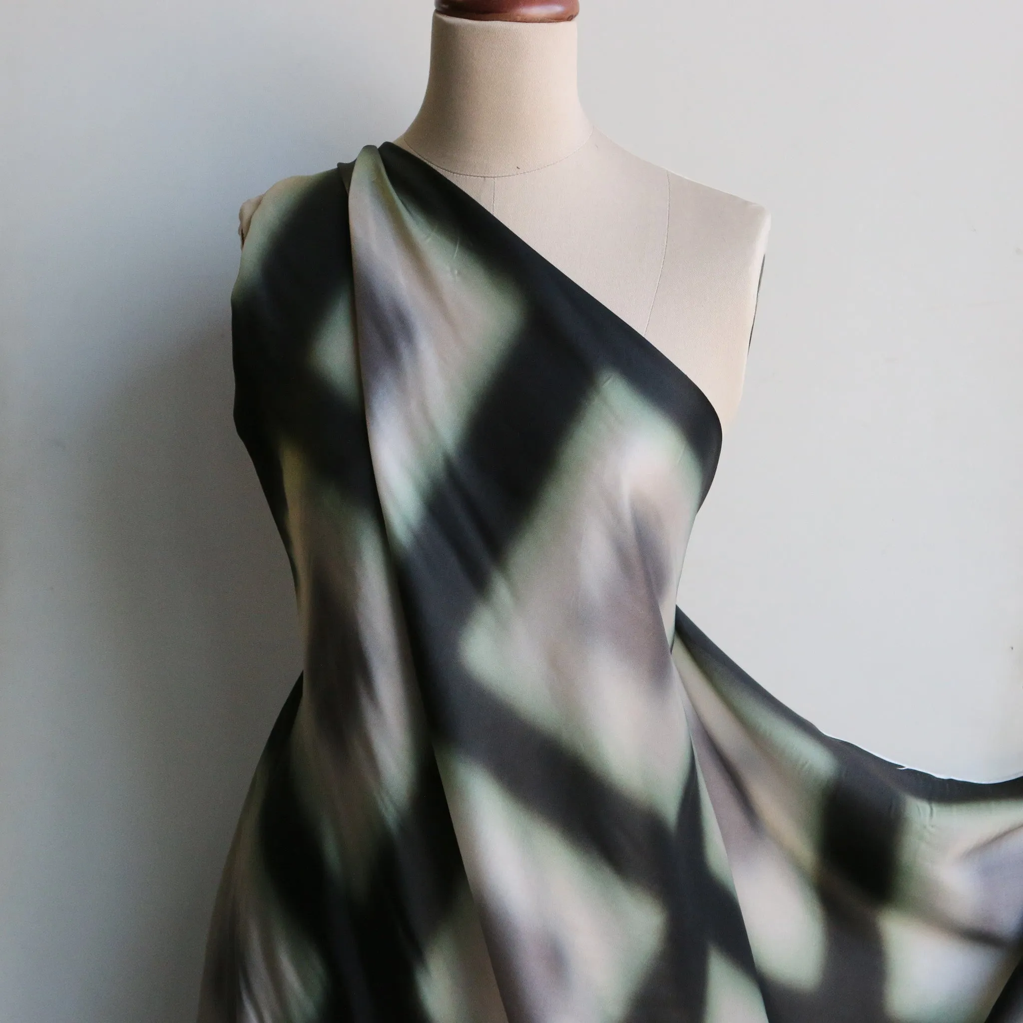 Ombre Check Nero Viscose