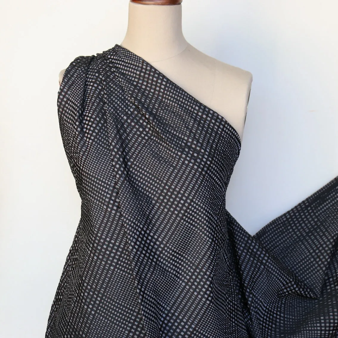 Onyx/Red Check Jacquard