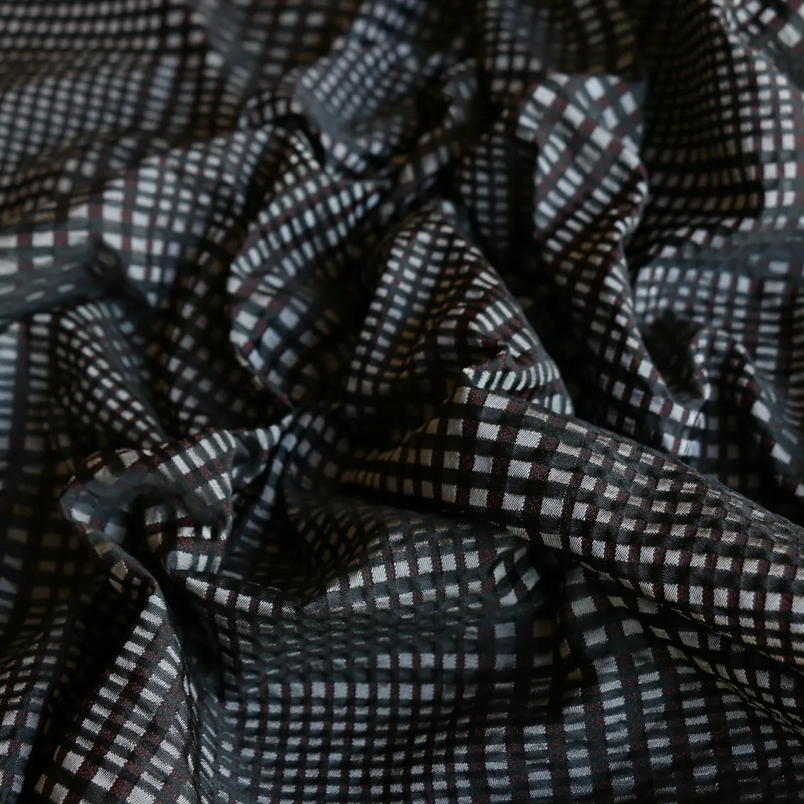 Onyx/Red Check Jacquard