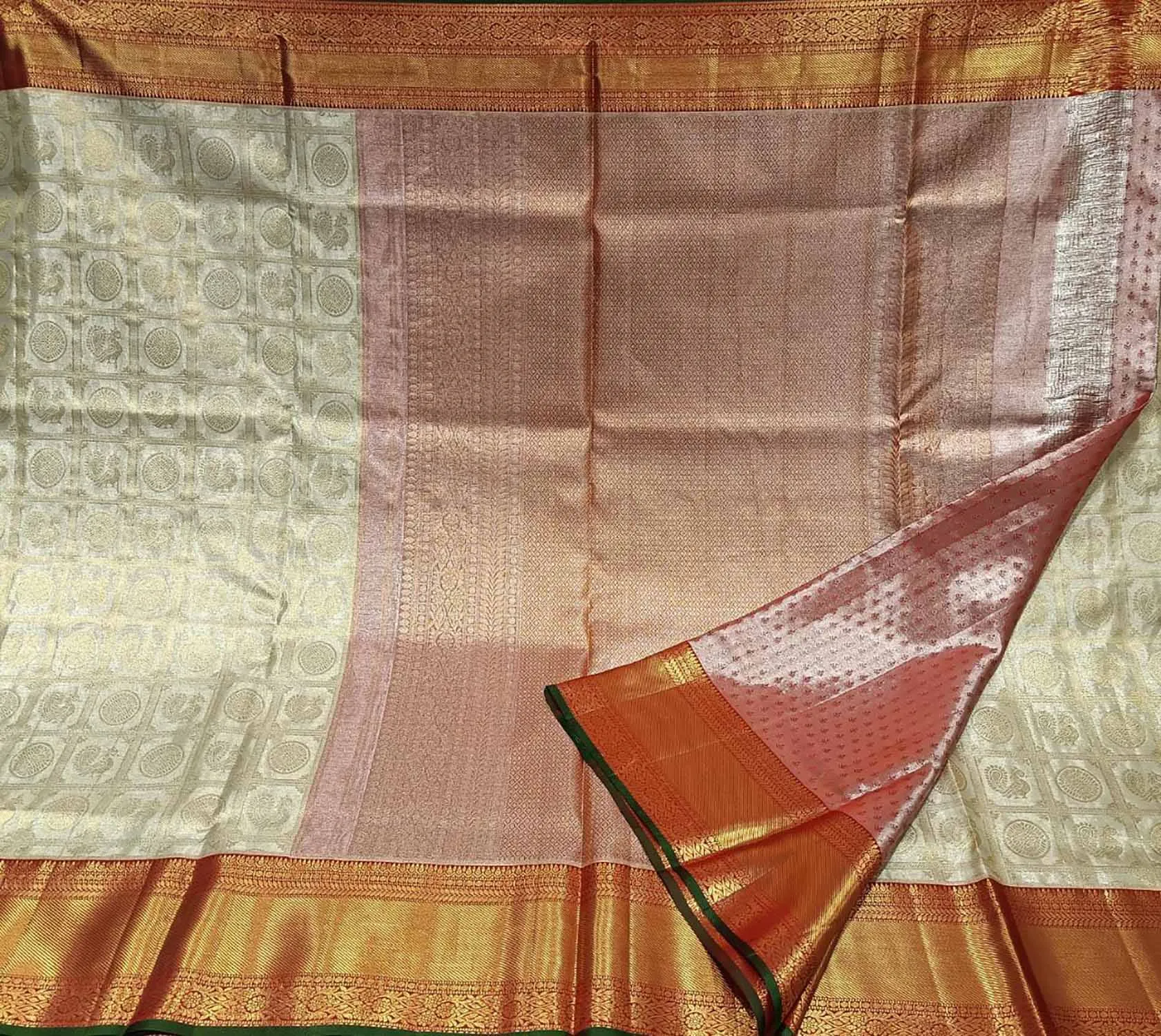 Shop Off White Kanjeevaram Handloom Pure Silk Saree - Elegant & Timeless